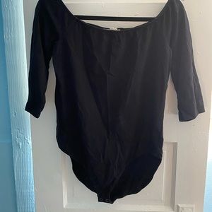 Gently worn - Express - large - off the shoulders bodysuit
